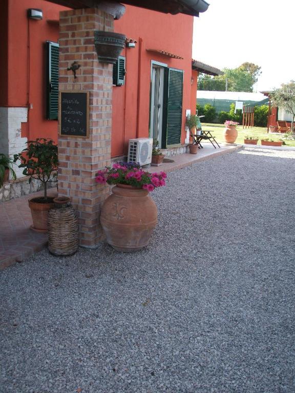 La Locanda Country House Borgo Montenero Exteriör bild